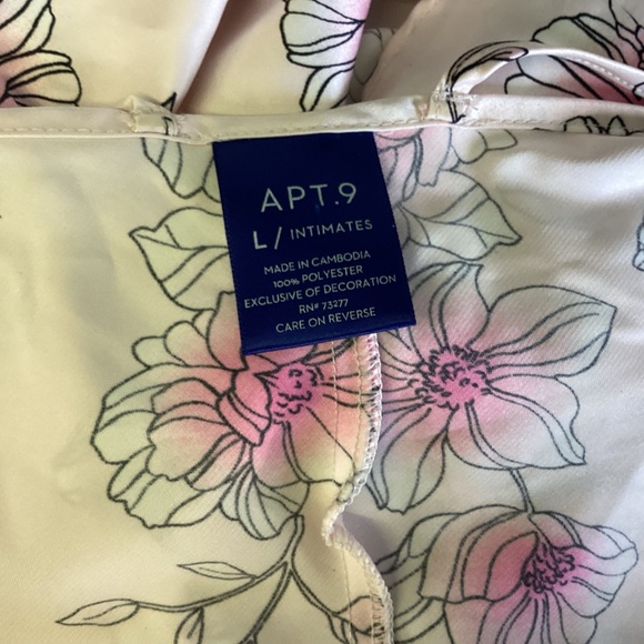 Apt. 9 Size Large Lingerie Nightgown Top Pink with Floral Black Lace - Picture 3 of 3